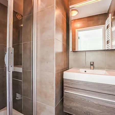 Ter Duyne With Balcony By Interhome Apartmán